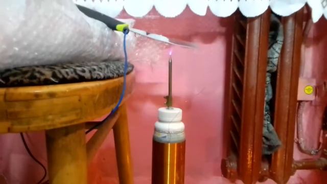 Радиантный эффект. Напряжение около - 150 вольт с АМ модулированного качера. Осциллограмма. Схема смотреть онлайн