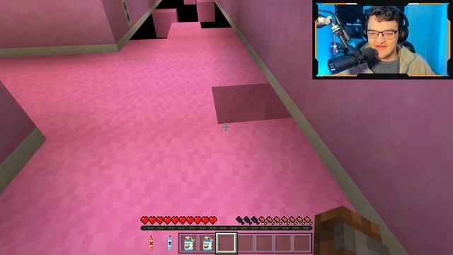 How To Clip Out Of The Backrooms in Minecraft (Float Studios) смотреть онлайн