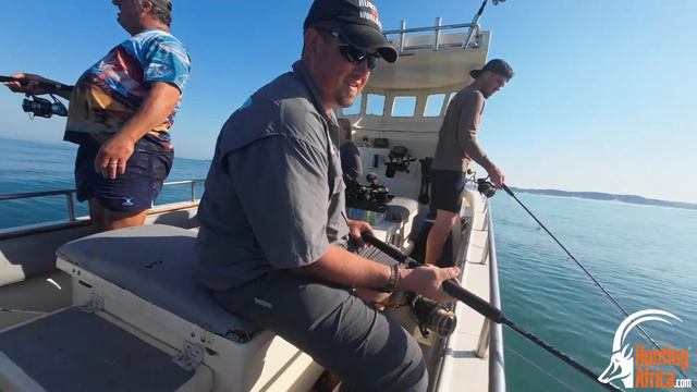 🤟"That's my bait YO"🤟 | Kenton on the Sea | South Africa | Hunting Africa смотреть онлайн