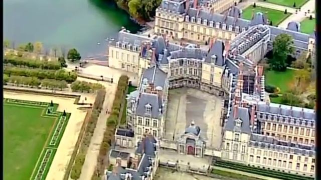 Fontainebleau - vue aérienne 2 / aerial view [fr] смотреть онлайн