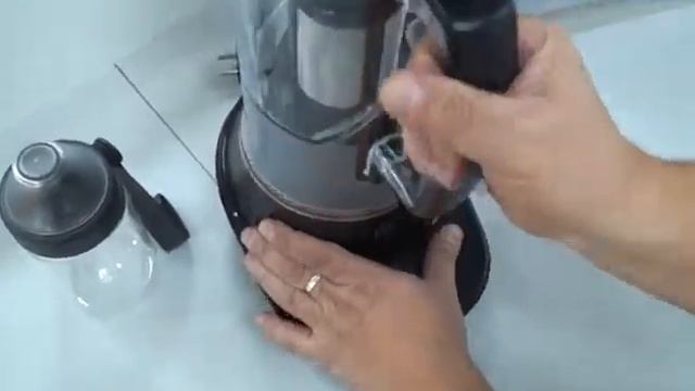 Electrolux E7TB1-4GB Turmixgép - Eluxshop.hu