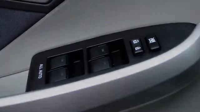 Toyota Prius 1.8 Hybrid Aspiration Navi JBL Audio + set winterbanden смотреть онлайн