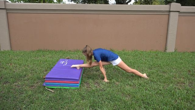 How To Do A Split For BEGINNERS!