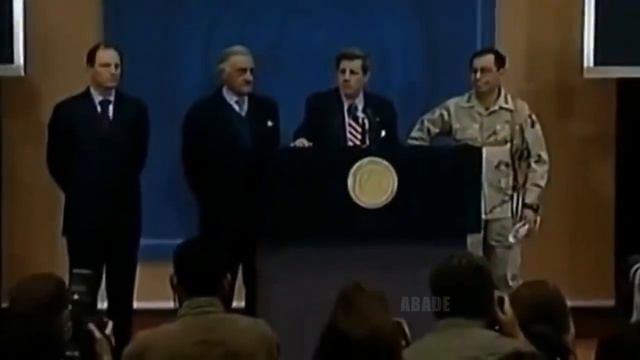 Henry Cavill + Freya Allan (Meme)