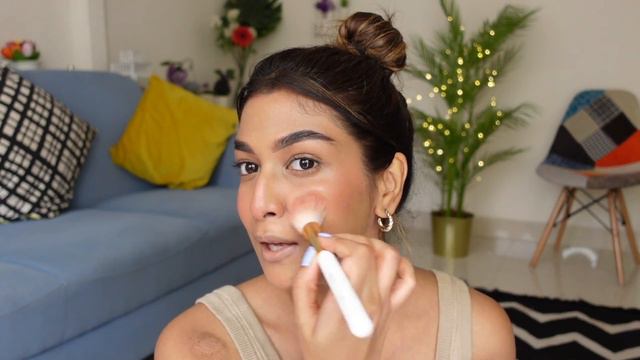 Minimal Party Make Up Look #makeuptutorial #lamior смотреть онлайн