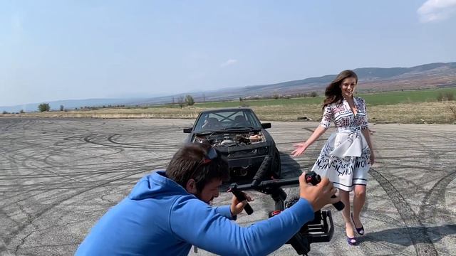 Stylish Lady Geri Doncheva Ready For Drift