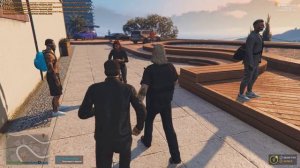 Саня Белый наводит суету в GTA 5 RP