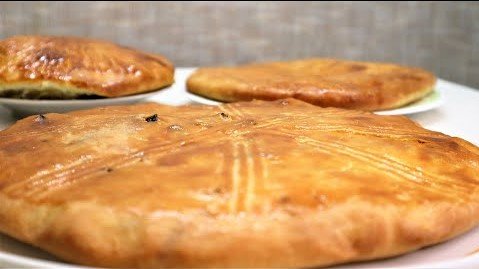 ?Круглая армянская ГАТА с сухофруктами и грецким орехом.? ВОСТОЧНАЯ СЛАДОСТЬ. Приятного просмотра.?. смотреть онлайн