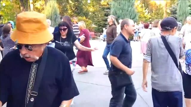 В ГОРИ ПРИЙДИ ДО МЕНЕ! 24 сентября 2023 ХАРЬКОВ ТАНЦЫ НА РЕТРО! смотреть онлайн