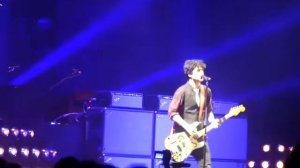 GREEN DAY   She   19 1 2017 Berlin Mercedes Benz Arena