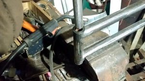 Универсальная скамья для жима своими руками Лавочка для жима