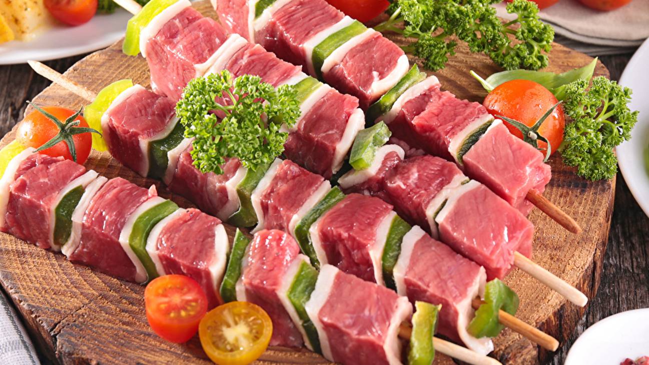 Колбаса домашняя из курицы.