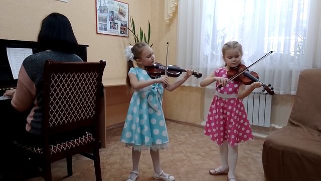 А.Филиппенко "Цыплята".(исп.дуэт"Снежинки":Ротова Софья,Сальникова Мария) смотреть онлайн