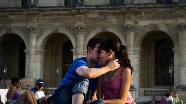 Настоящие чувства! Реальный хит! Посмотрите! смотреть онлайн