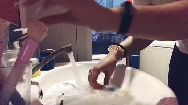 УХОД ЗА КИСТЯМИ ДЛЯ МАКИЯЖА/КАК ПРАВИЛЬНО УХАЖИВАТЬ/Z МASHA смотреть онлайн