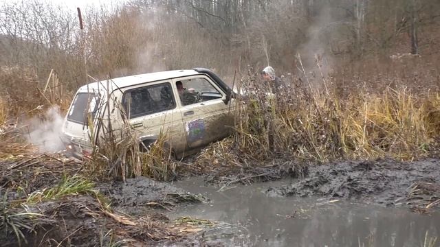 CRAZY NISSAN Patrol: Возвращение [MUD OFF Road] смотреть онлайн