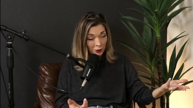 Episode 009 | Does the Mormon Church Give Authority To Women? смотреть онлайн