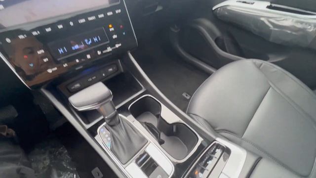 2023 Hyundai Santa Cruz - Walkaround Video смотреть онлайн