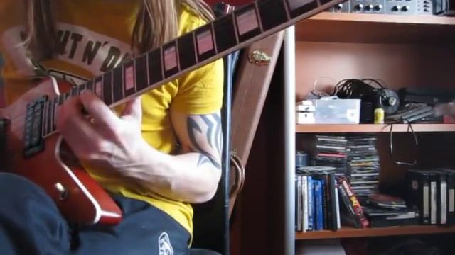 Under a glass moon solo cover with my Gibson Explorer смотреть онлайн