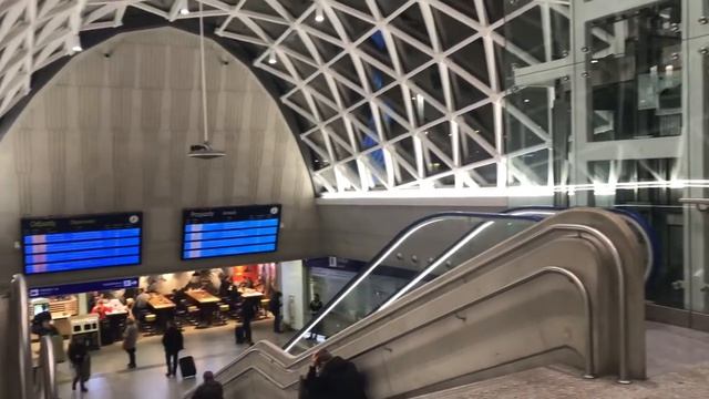 Dworzec Zachodni we Warszawie смотреть онлайн