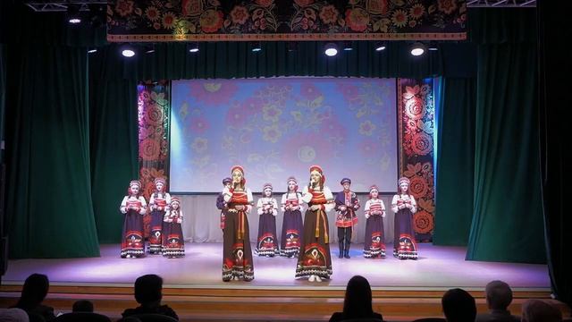 Народный ансамбль русской песни "Зоренька" город Агидель. "Многая лета" смотреть онлайн