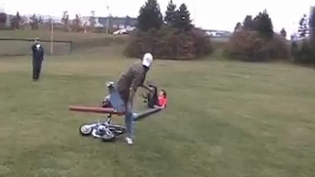 Mini Bike Jousting смотреть онлайн