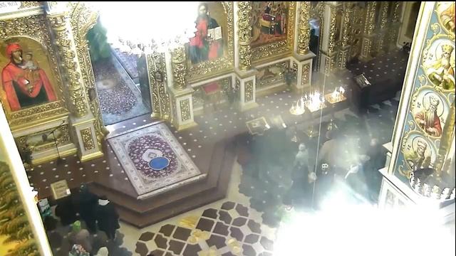 Память прпп. Спиридона и Никодима, просфорников Печерских: Акафист и Литургия смотреть онлайн