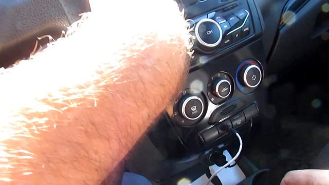 Шум коробки передач на стоячую.