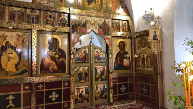 День Святой Троицы.Пятидесятница. Часы.Литургия.Великая Вечерня. смотреть онлайн
