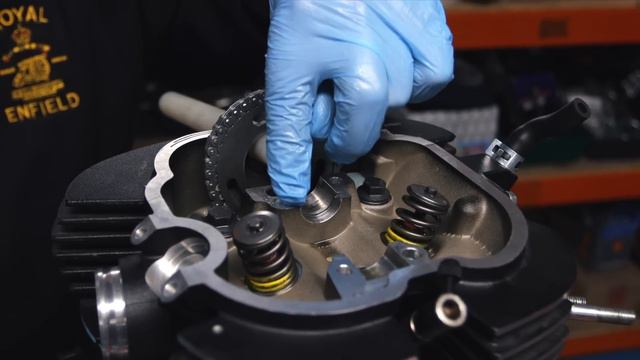 Hitchcocks performance camshaft, Royal Enfield 350 Meteor, Hunter & Classic Reborn смотреть онлайн