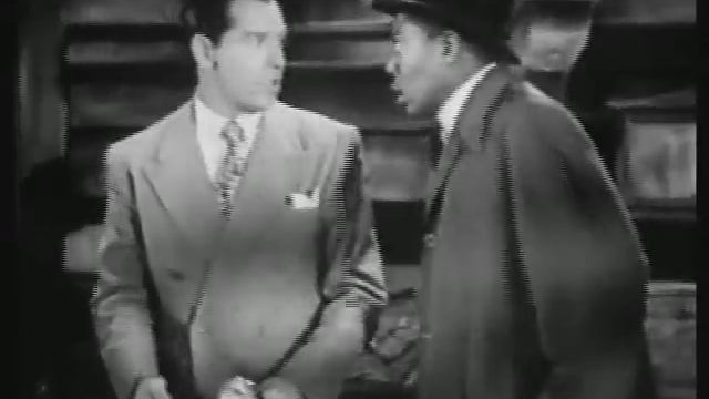 Whispering Ghosts (1942) смотреть онлайн