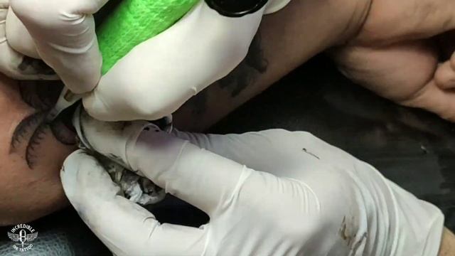 Family Tattoo with Dog paws - Time Lapse смотреть онлайн