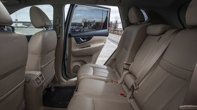 Nissan X Trail трансформация задних сидений