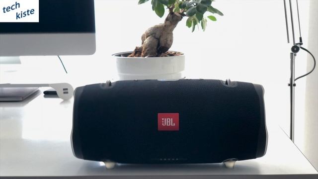 JBL Xtreme 2 vs LG PK7 Sound Comparison смотреть онлайн