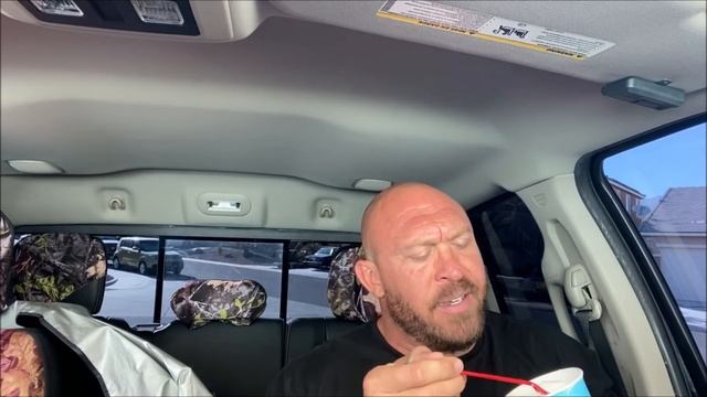 Dairy Queen DQ Pinata Party Blizzard Food Review Ryback Dessert in the Desert смотреть онлайн