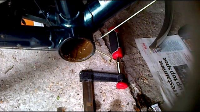Stuck bottom bracket removal on bike смотреть онлайн