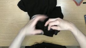 видео-урок как обработать горловину мысиком в футболке