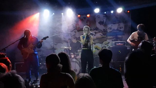 Pom Poko Look смотреть онлайн
