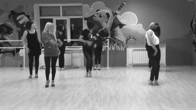 Waacking Choreo by Nikhe смотреть онлайн