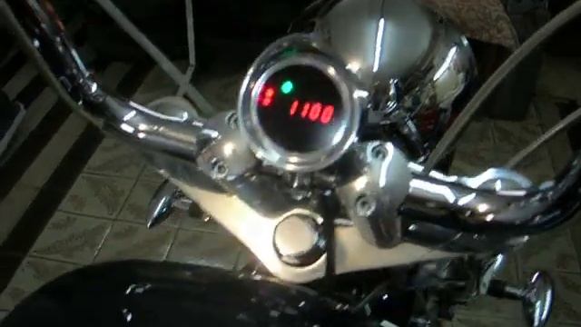 Suzuki VS 1400 Intruder 1989г смотреть онлайн