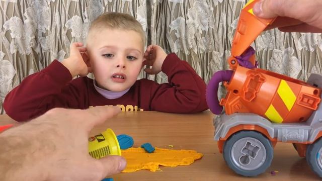 Игровой набор Play Doh Бетономешалка MAX - Play Doh Max The Cement Mixer Toy Unboxing смотреть онлайн