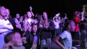 Песня стала народным хитом!!! Кирилл Давыдов - Пузырьки шампанского в с.Владимиро-Александровское