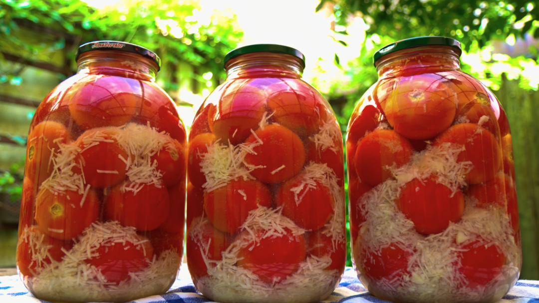 Необычная, вкусная консервация на зиму. Помидоры в снегу смотреть онлайн