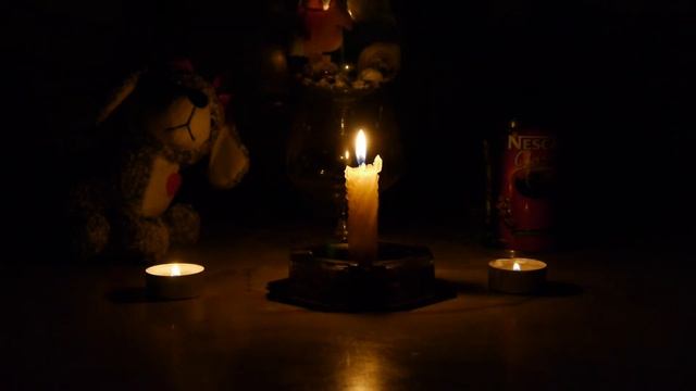 Panasonic GH2 vs Panasonic HDC-SDT750 тест при свече. смотреть онлайн