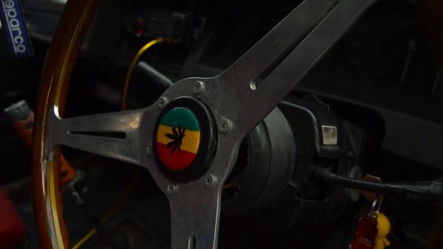 Toyota corolla KE70 (1982) JDM смотреть онлайн