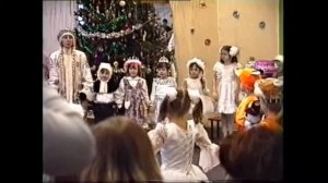 Вперёд четыре шага, назад четыре шага