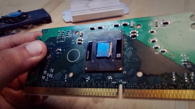 Intel Inside Pentium 3 Processor - Old PC Pentium 3 Found In 2020.