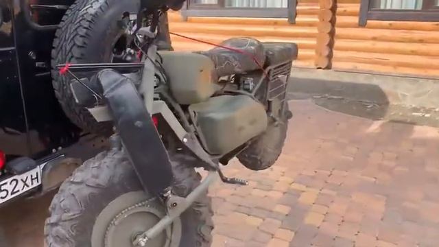 Полноприводный мотоцикл Rokon и гидравлический мотохвост смотреть онлайн