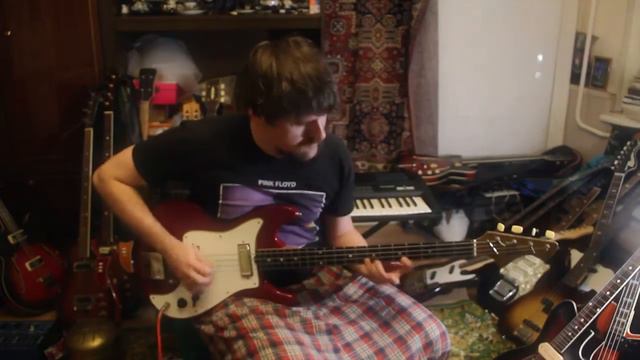JOLANA Basso V bass 60s shortscale demo preview смотреть онлайн