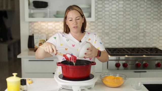 Keto Broccoli Cheese Soup - Ready in under 30 minutes! смотреть онлайн